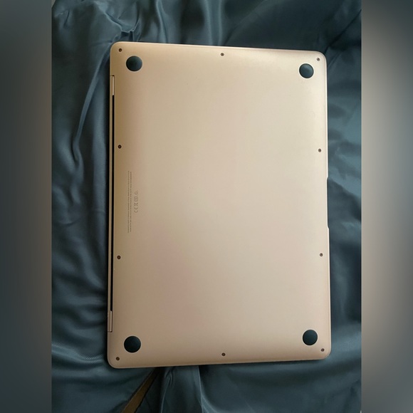 MacBook Air 2020 core i3 - fair condition - SOLD - Picture 3 of 11